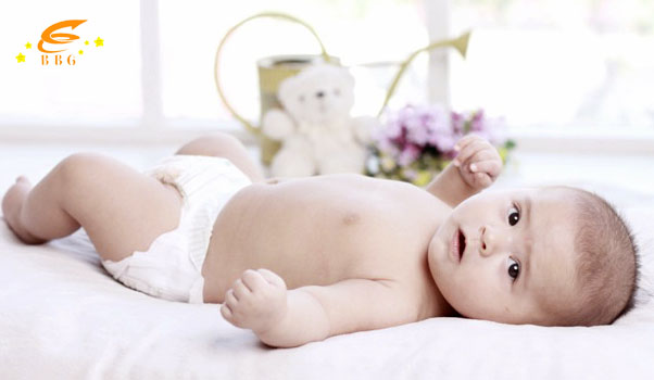 How do ultra-thin baby diapers work